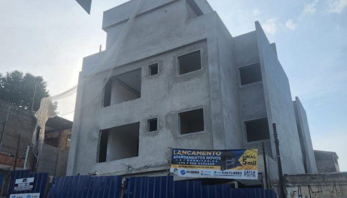 MS Figueiredo - Fachada em construção