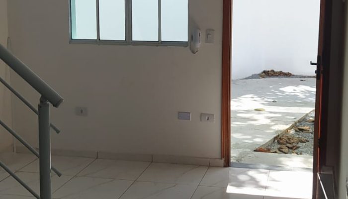 Sobrado em Guaianases - Sala